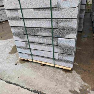 荆门芙蓉白路牙石，马路牙子