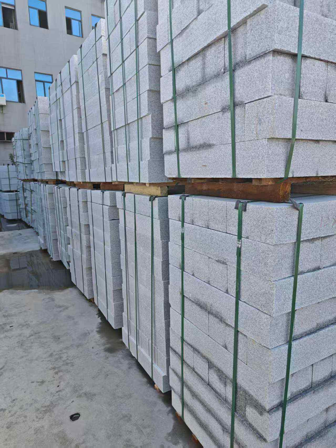 荆门芝麻白路牙石，路侧石