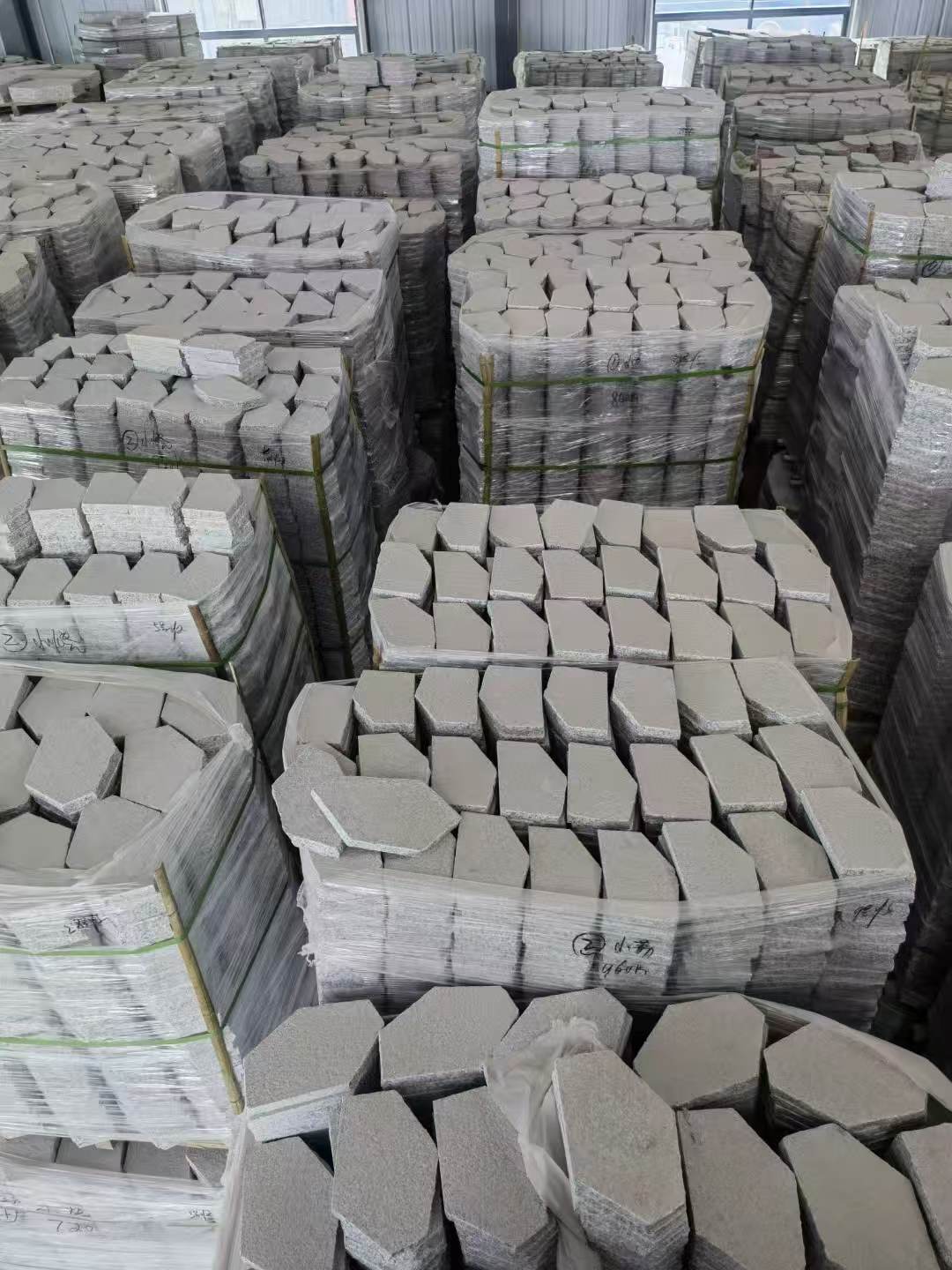 荆门芝麻白石材冰裂纹，碎拼。