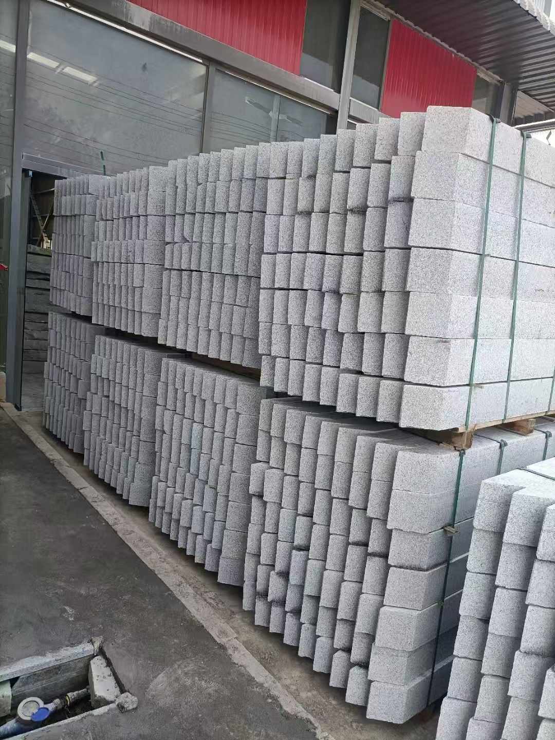 荆门芝麻白树围石 树池