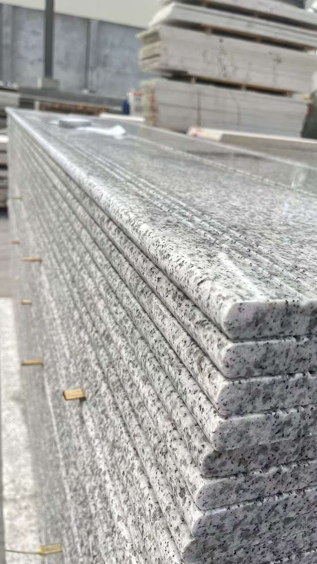 荆门芝麻白楼梯踏步 花岗岩楼梯板材